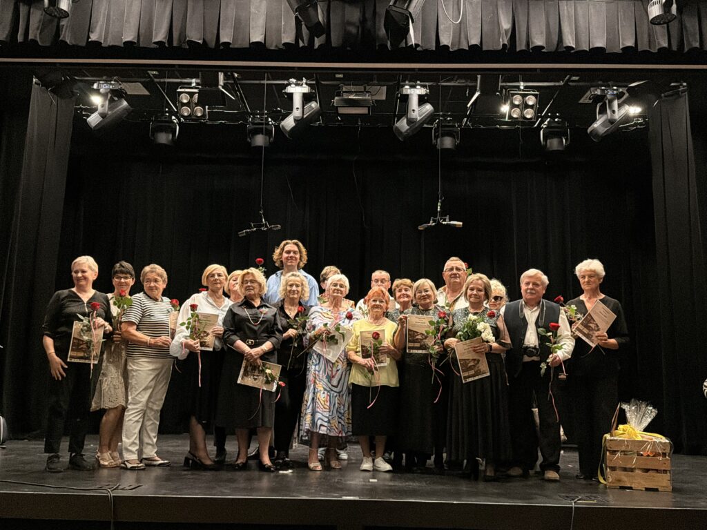 Premiera spektaklu „Szuflady pełne marzeń” Teatru Retro